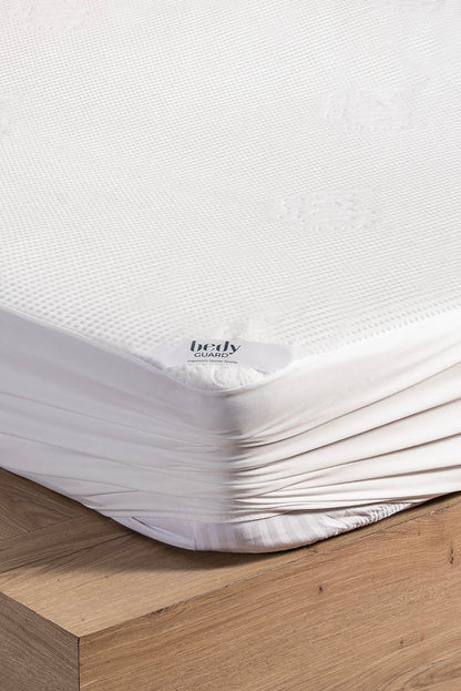 BAMBOO PREMIUM Waterproof Noiseless Mattress Protector – Jacquard